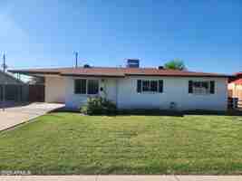 featured image of 1041 W Elna Rae St