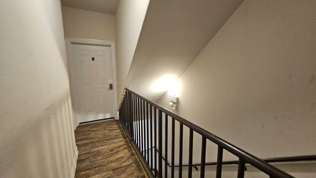 939 W Armitage Ave #B - Photo 2 of 37