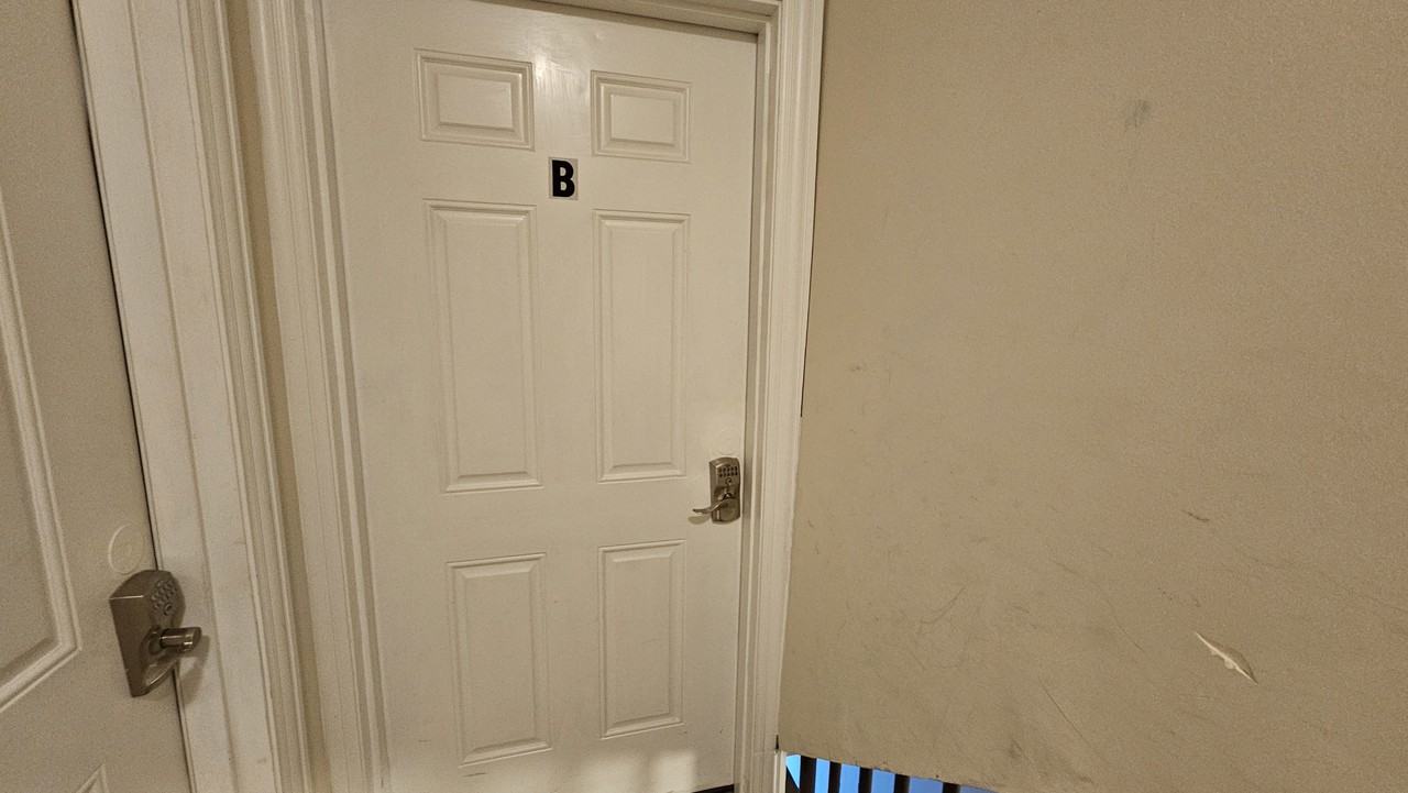 939 W Armitage Ave #B - Photo 3 of 37