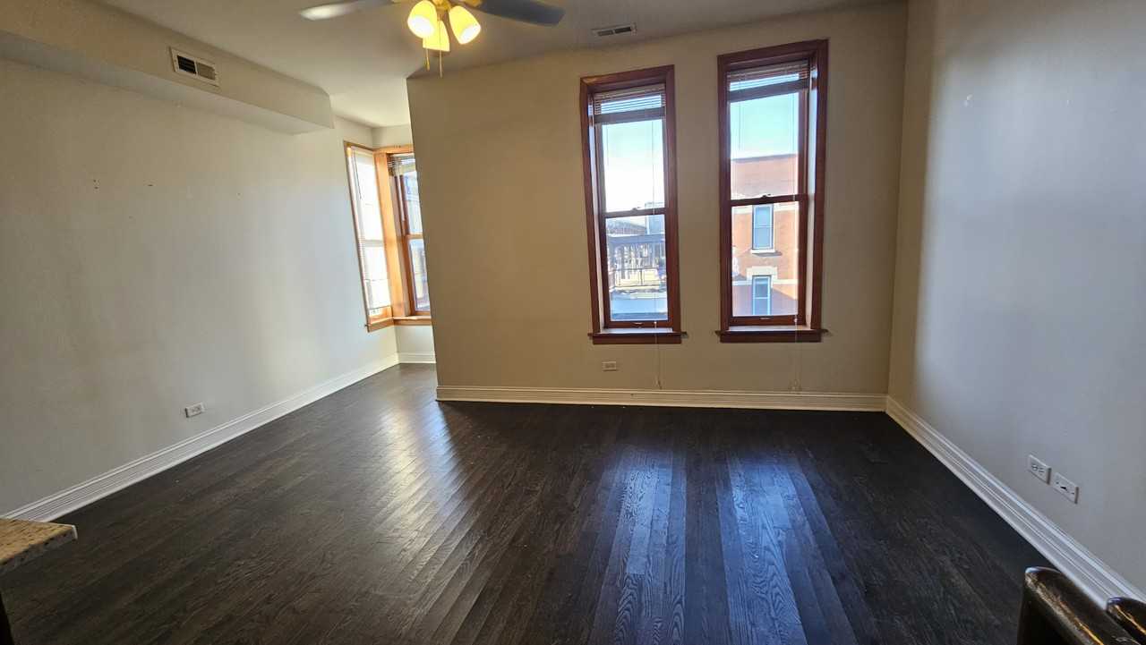939 W Armitage Ave #B - Photo 7 of 37