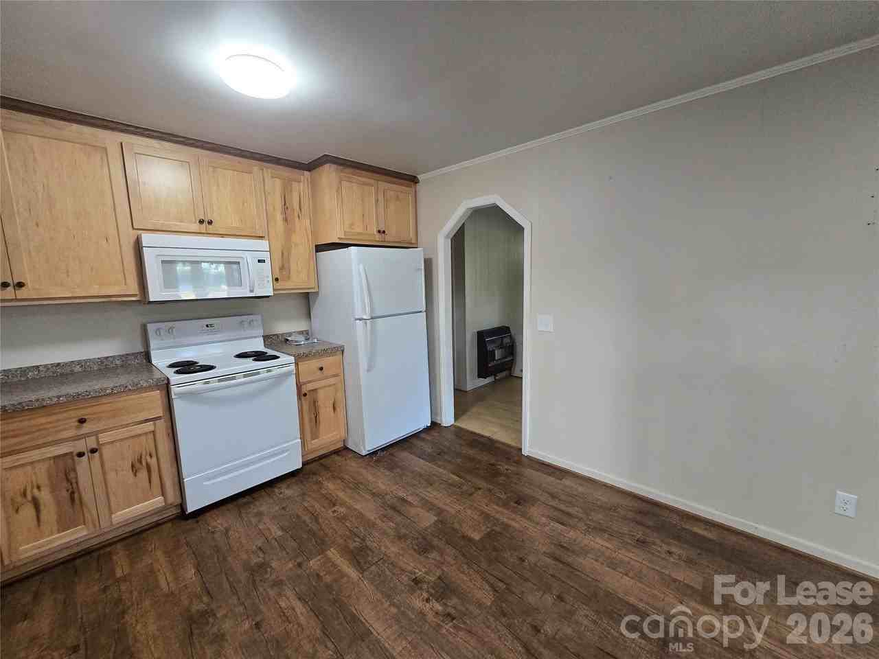 841 Mt Carmel Church Rd - Photo 5 of 18