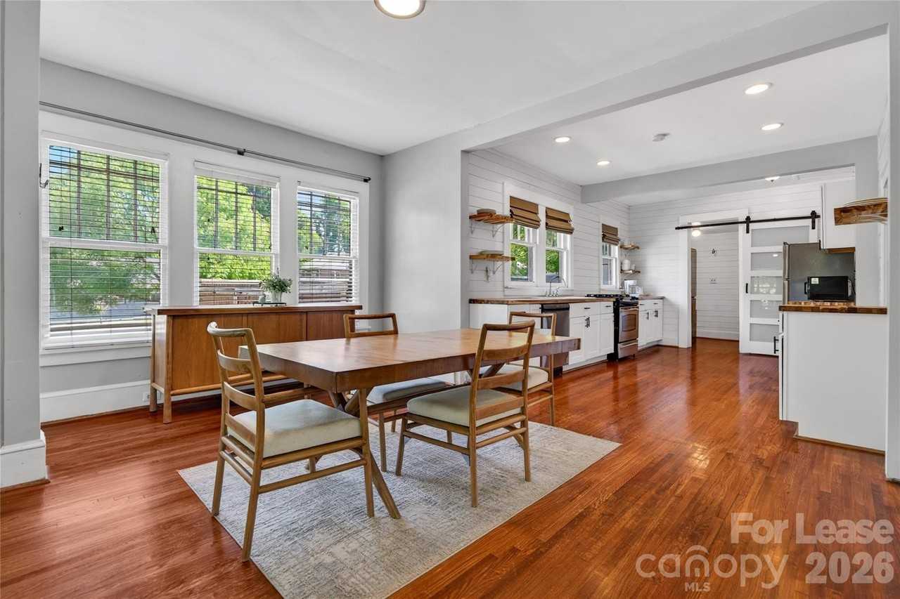 405 Walnut Ave - Photo 5 of 18
