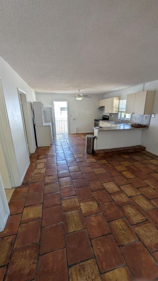 10 Silver Springs Dr - Photo 4 of 13