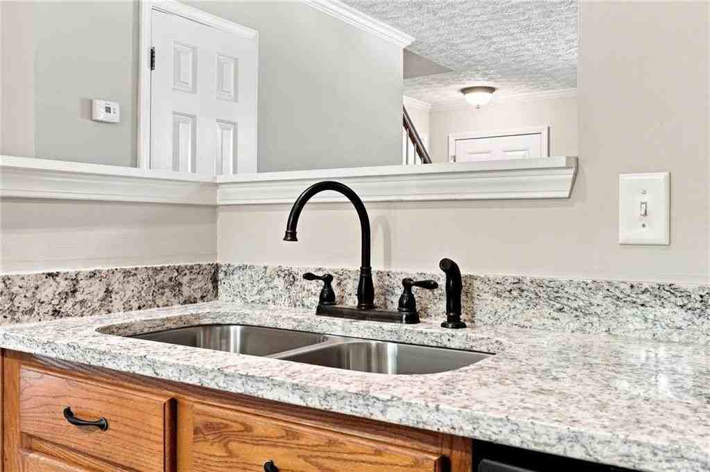 225 Osmanthus Way - Photo 5 of 39