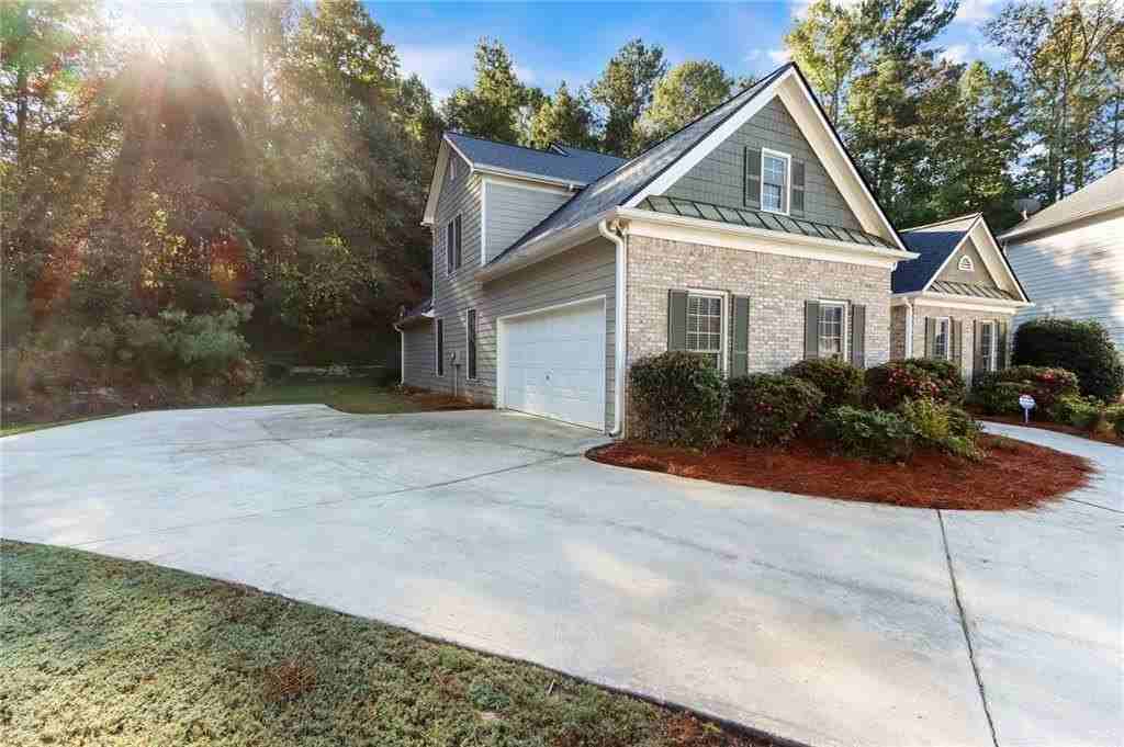 5723 Vinings Retreat Way Sw - Photo 2 of 34