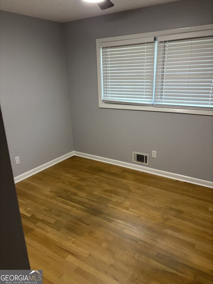 3047 Will Rogers Pl Se - Photo 3 of 14