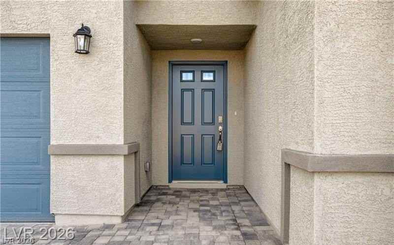 10293 Sequoia Falls Pl - Photo 4 of 37