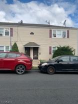 801 73rd St #1R - Photo 1 of 1