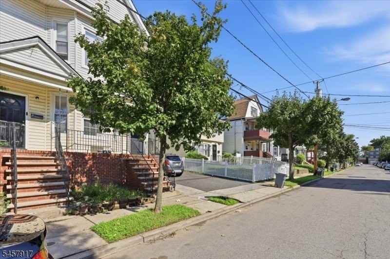 293 Ogden St #1 - Photo 2 of 13