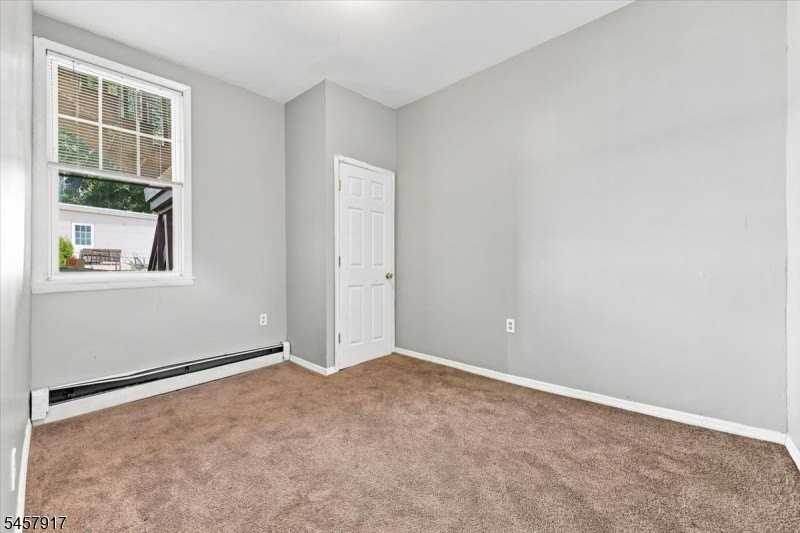 293 Ogden St #1 - Photo 4 of 13
