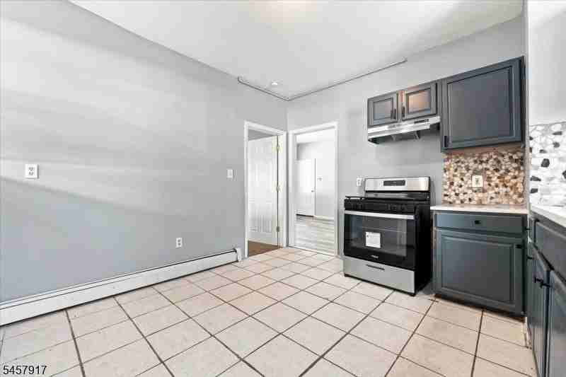 293 Ogden St #1 - Photo 5 of 13