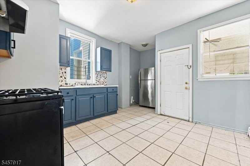 293 Ogden St #1 - Photo 7 of 13