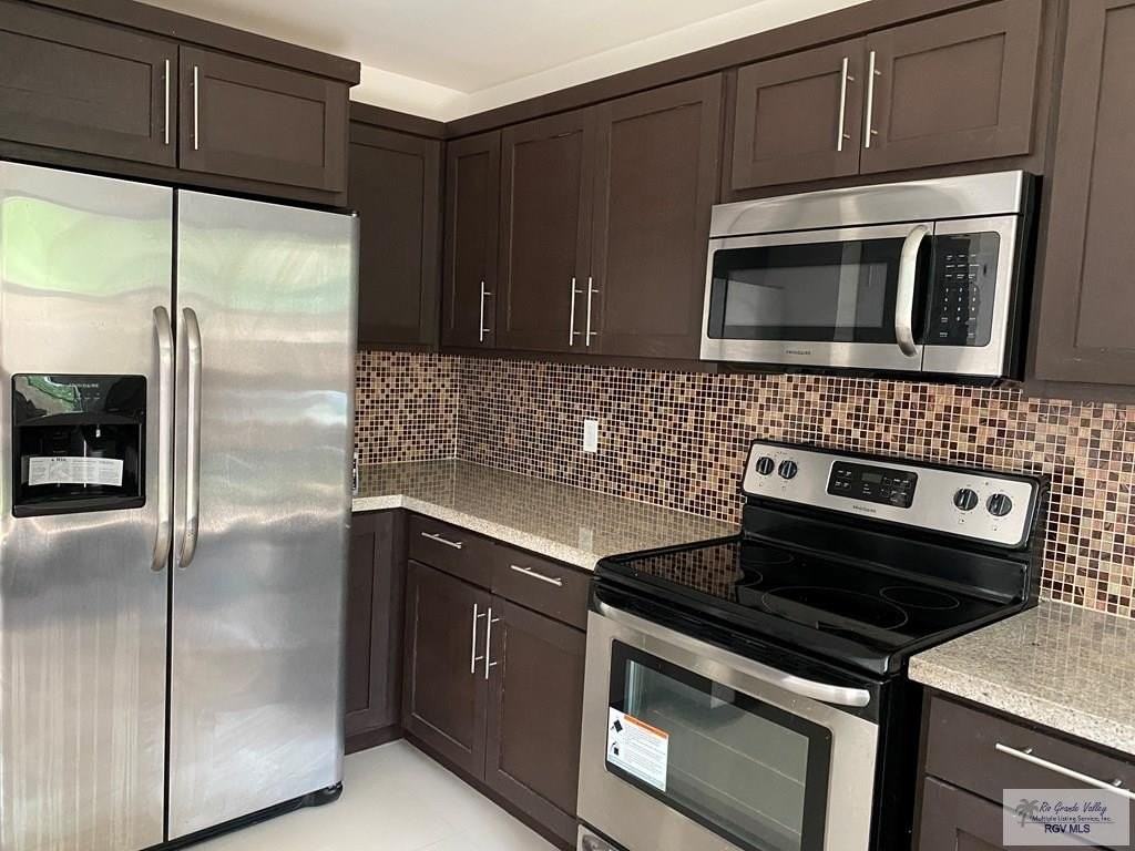2550 Weslaco Rd #L2 - Photo 4 of 11