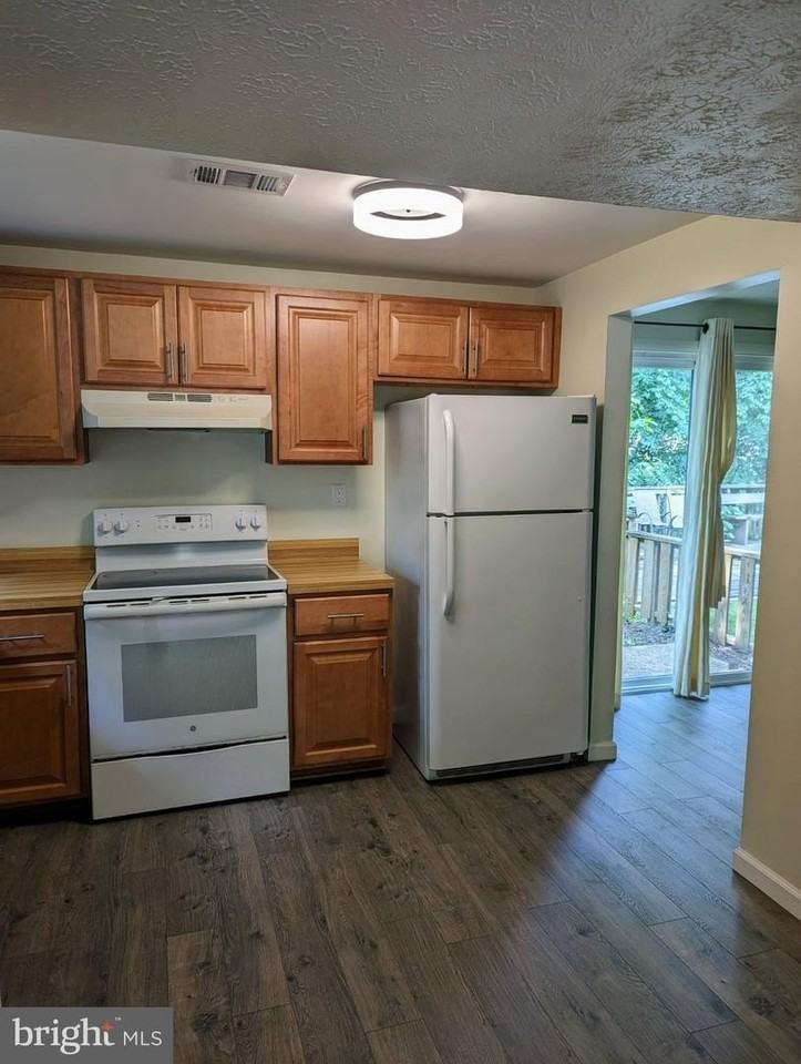 1317 Old Pine Ct - Photo 4 of 12