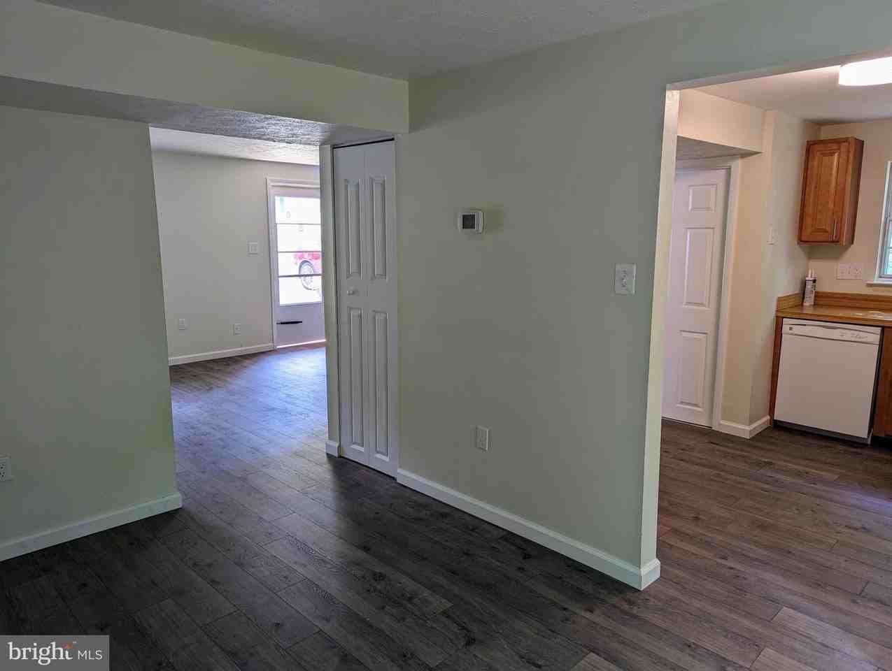 1317 Old Pine Ct - Photo 6 of 12