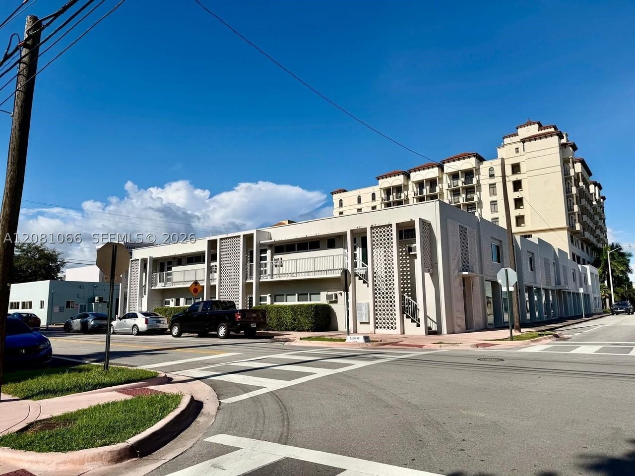 100 Madeira Ave #7
