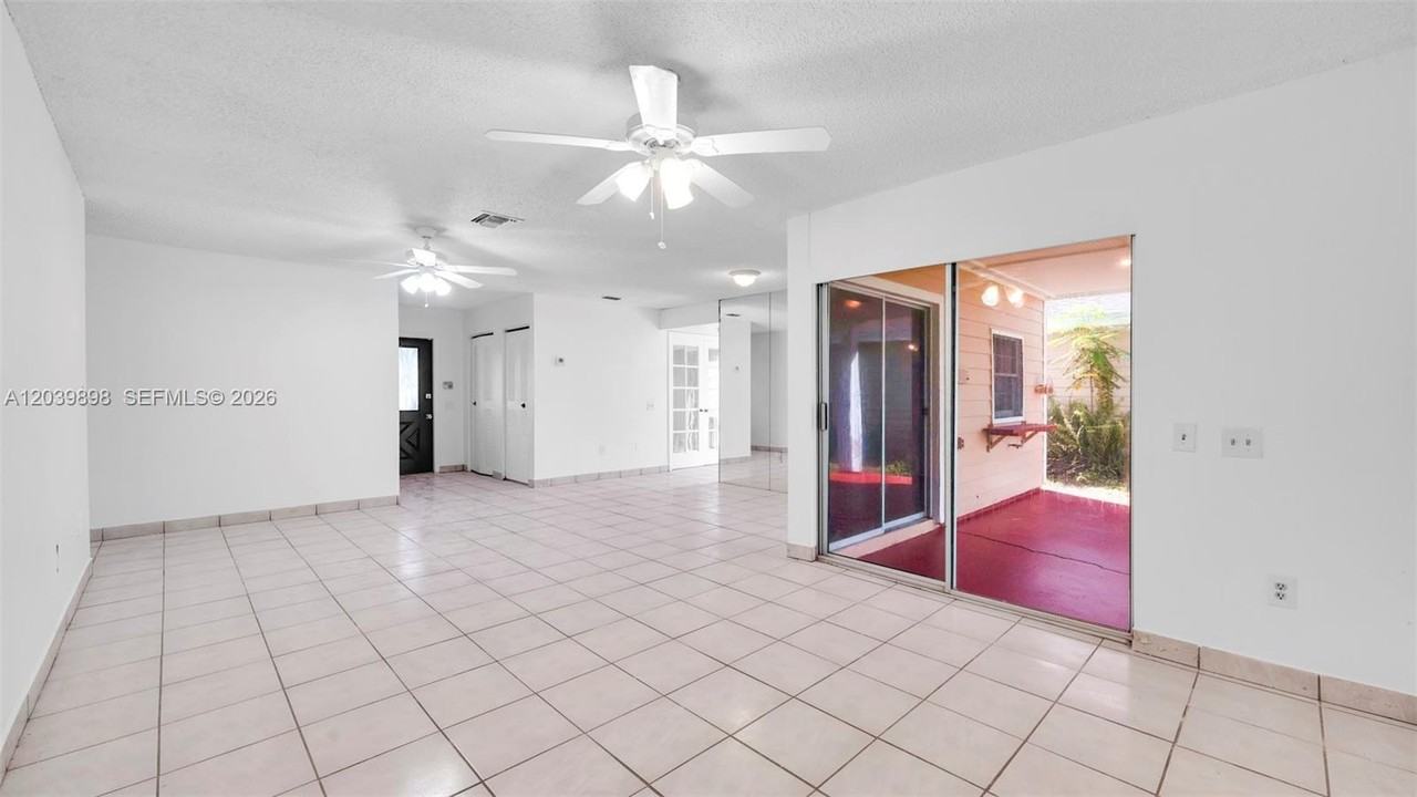 14780 Sw 139th Ct - Photo 5 of 8