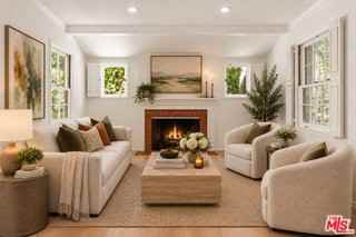 1501 Kelton Ave - Photo 4 of 8