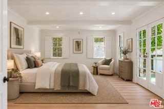 1501 Kelton Ave - Photo 5 of 8