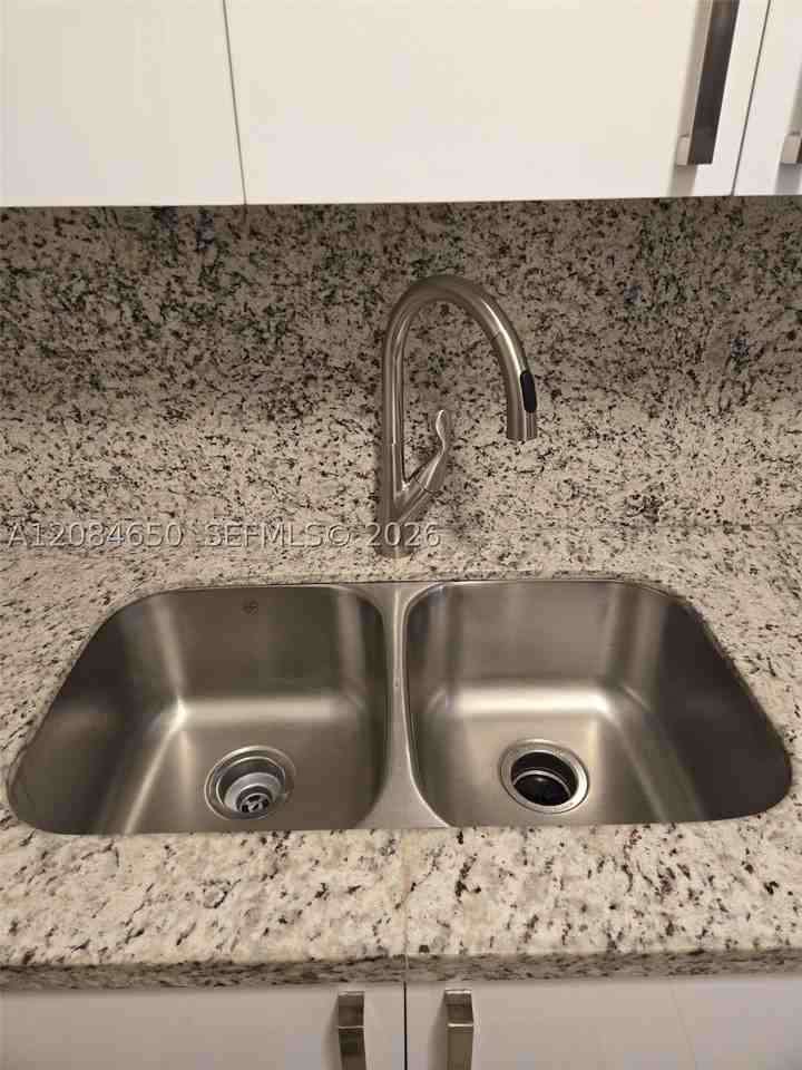 14321 N Kendall Dr #210F - Photo 5 of 22