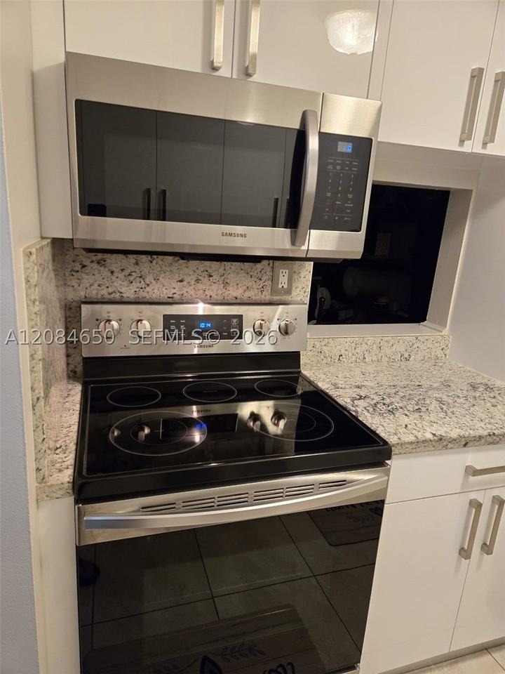 14321 N Kendall Dr #210F - Photo 6 of 22
