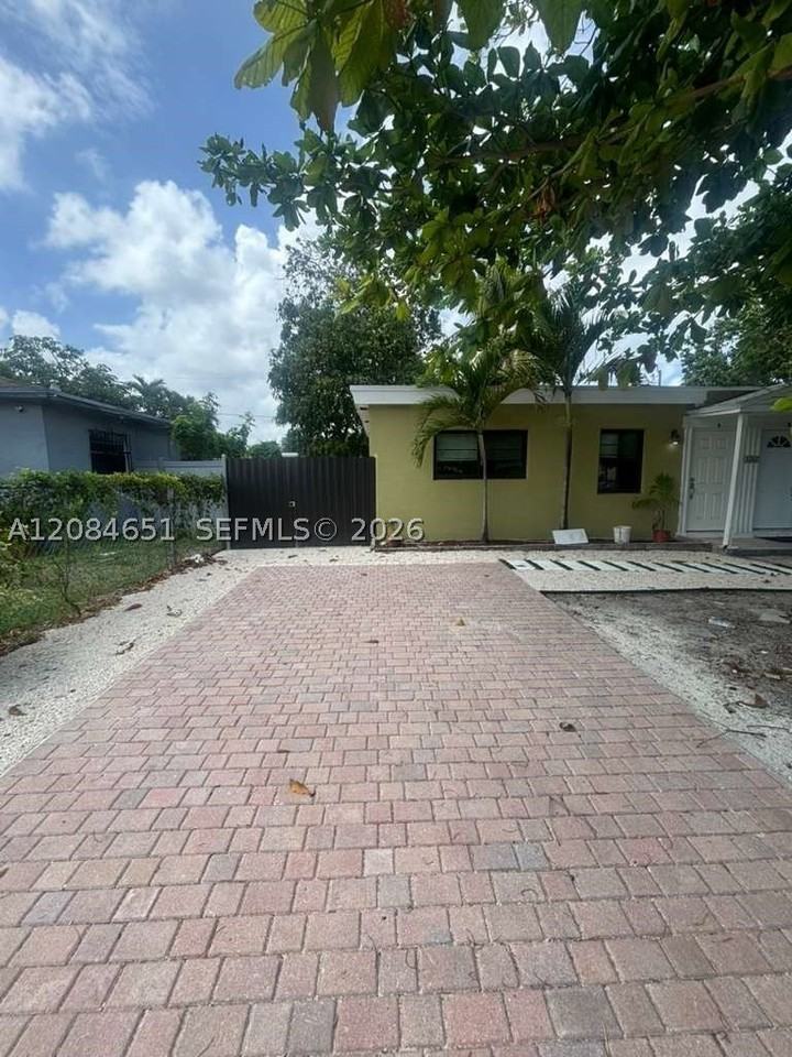 1167 Nw 112th St #A - Photo 2 of 13