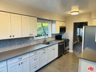 4443 Saugus Ave #1 - Photo 4 of 8