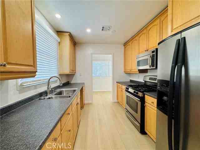 8201 Delco Ave - Photo 3 of 8