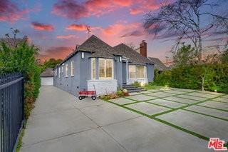 149 S Kenter Ave - Photo 6 of 8