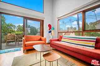 917 Palms Blvd - Photo 5 of 8