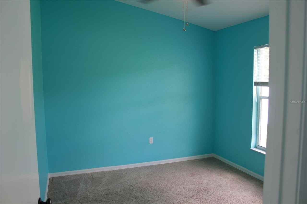 1014 Meadowood Pointe Rd - Photo 3 of 21