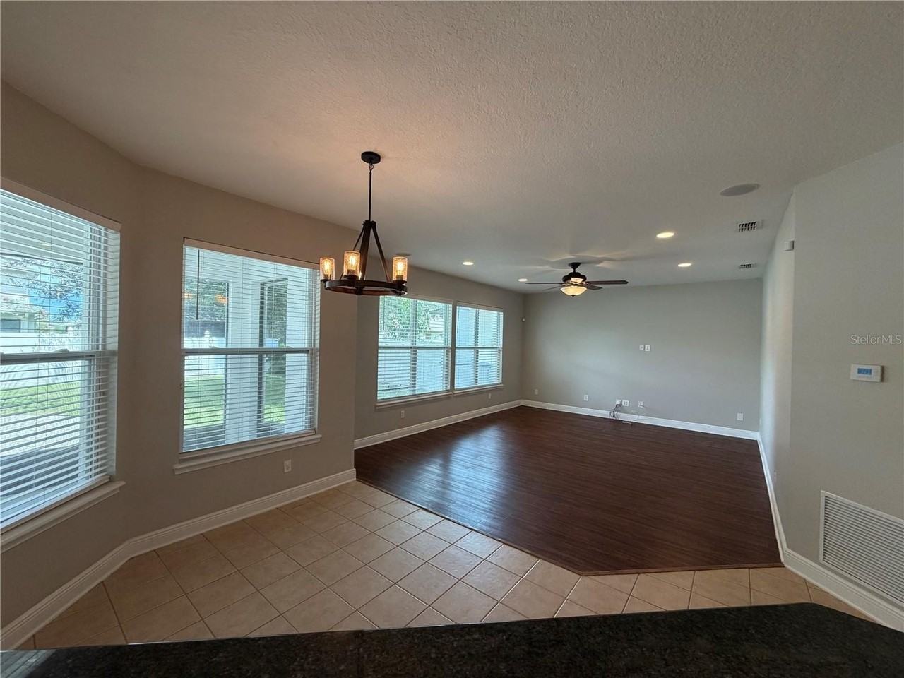 13633 Riggs Way - Photo 7 of 25