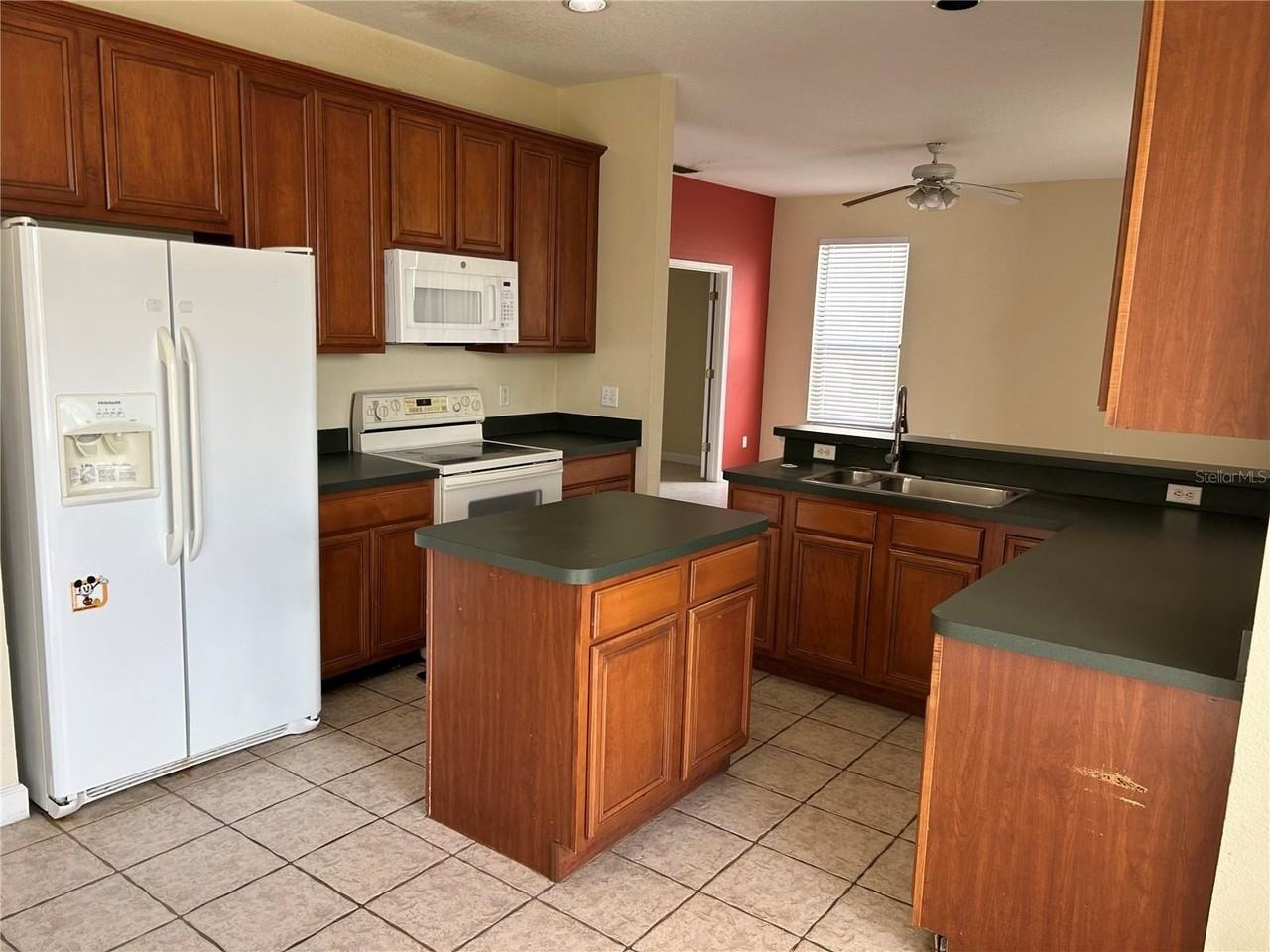 6720 Imperial Oak Ln - Photo 5 of 21