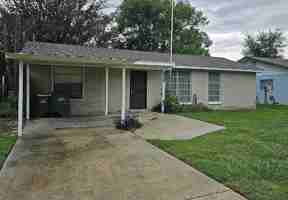featured image of 1007 Flamingo Dr