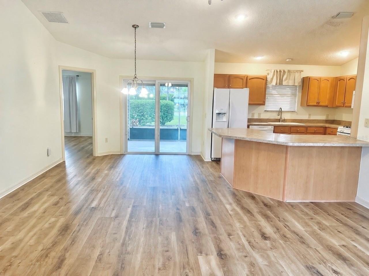 1704 Lisette Way - Photo 2 of 35