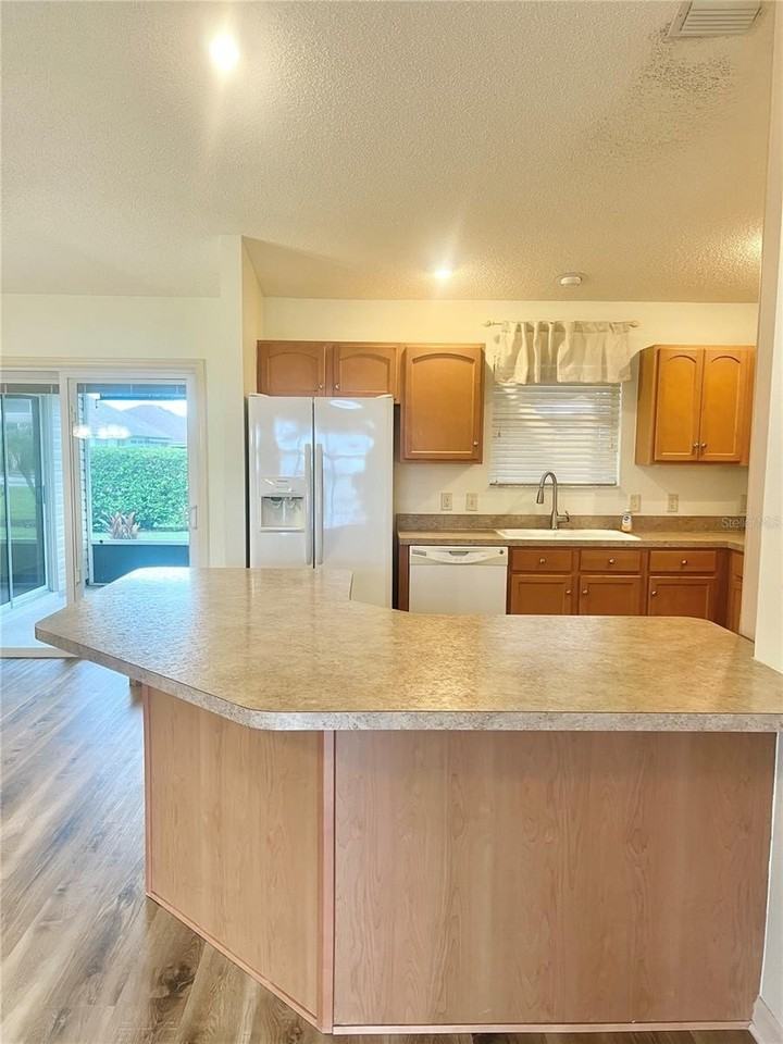 1704 Lisette Way - Photo 5 of 35