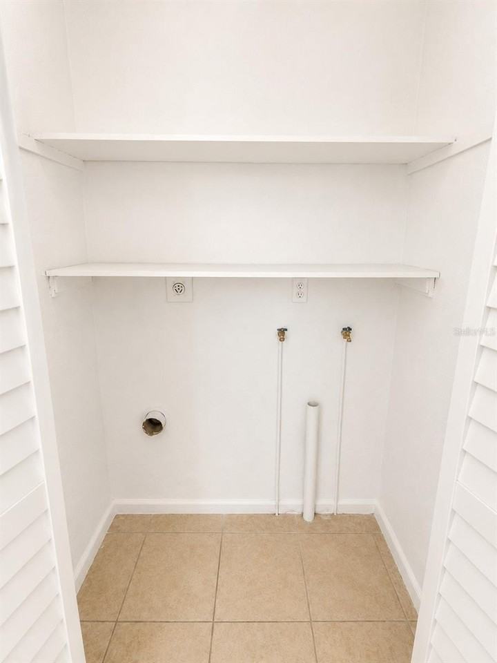 1632 Ne 71st Pl - Photo 6 of 12