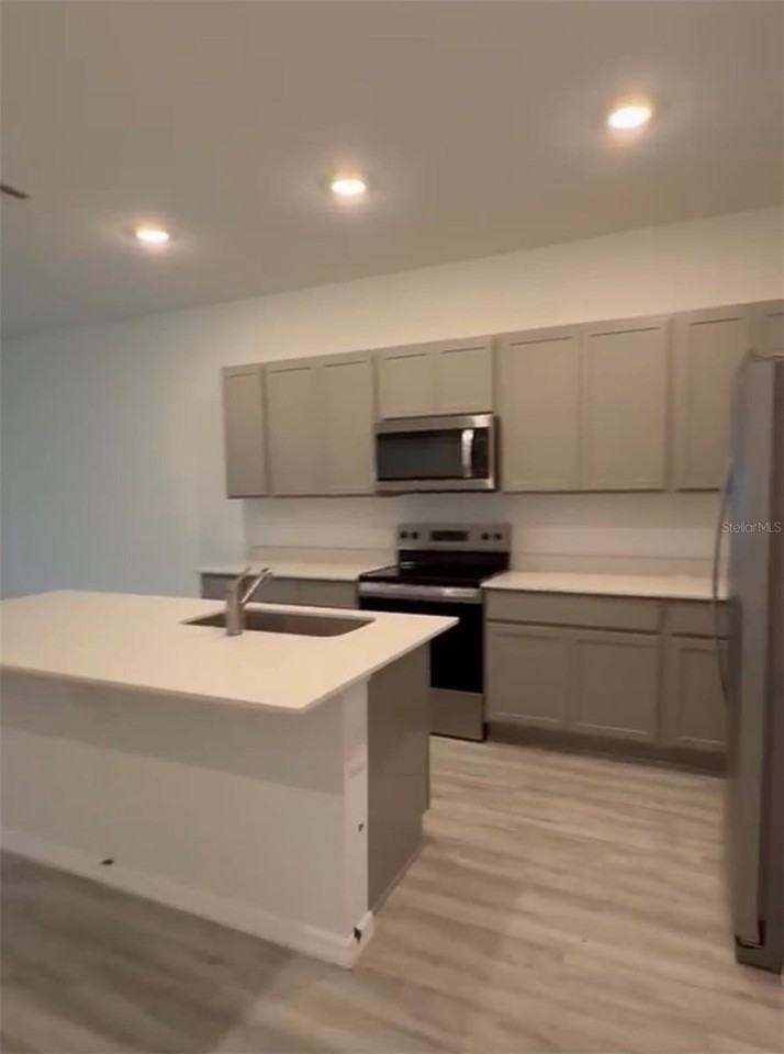 2729 Gladiola Rd - Photo 2 of 14