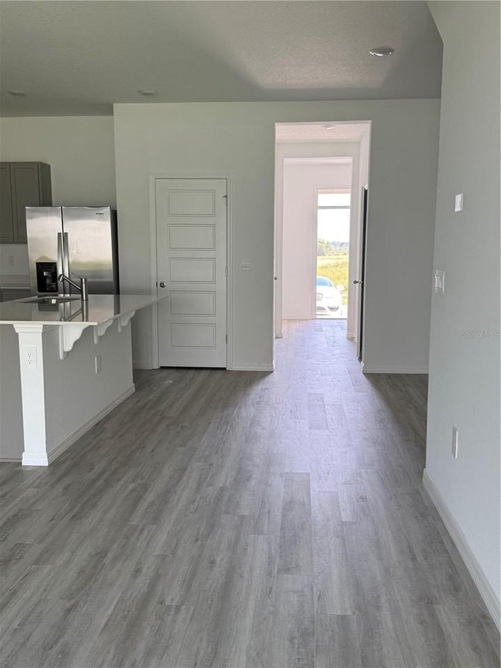 2729 Gladiola Rd - Photo 5 of 14