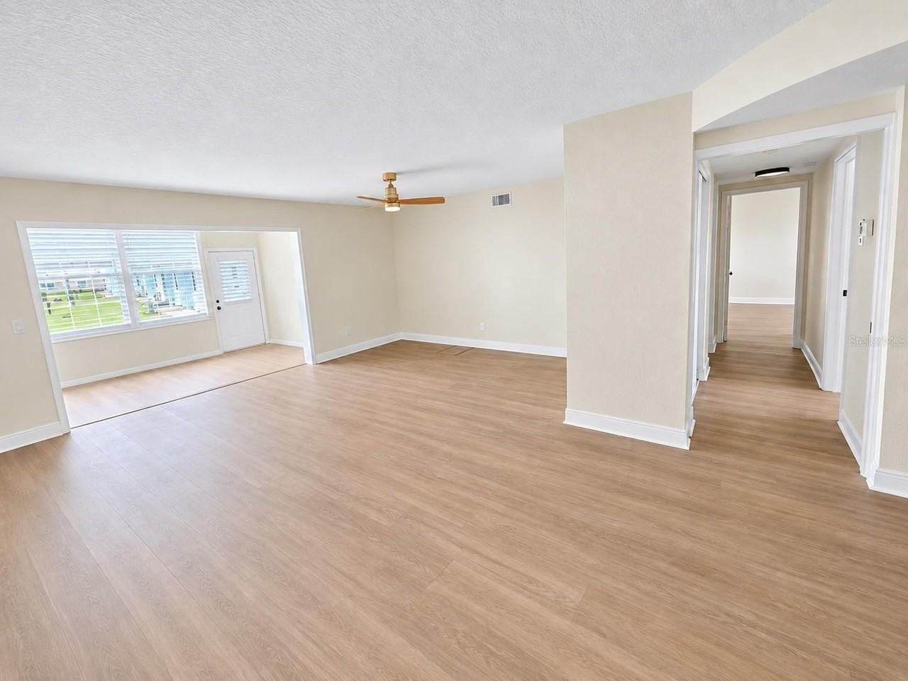 1819 Shore Dr S #106 - Photo 6 of 17