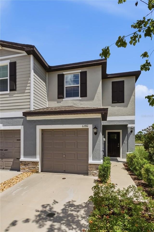 6280 Shiner St - Photo 4 of 33
