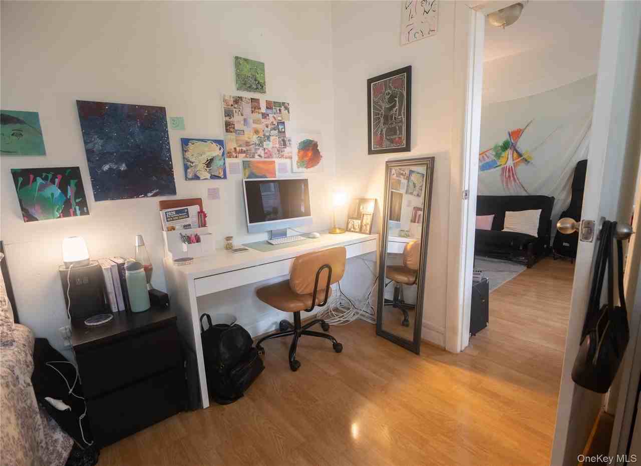 2207 19th St #D - Photo 3 of 9
