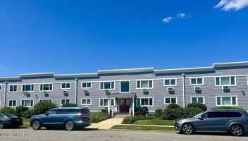 featured image of 210 5th Ave #33