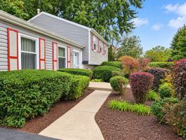 featured image of 1329 Elm Dr