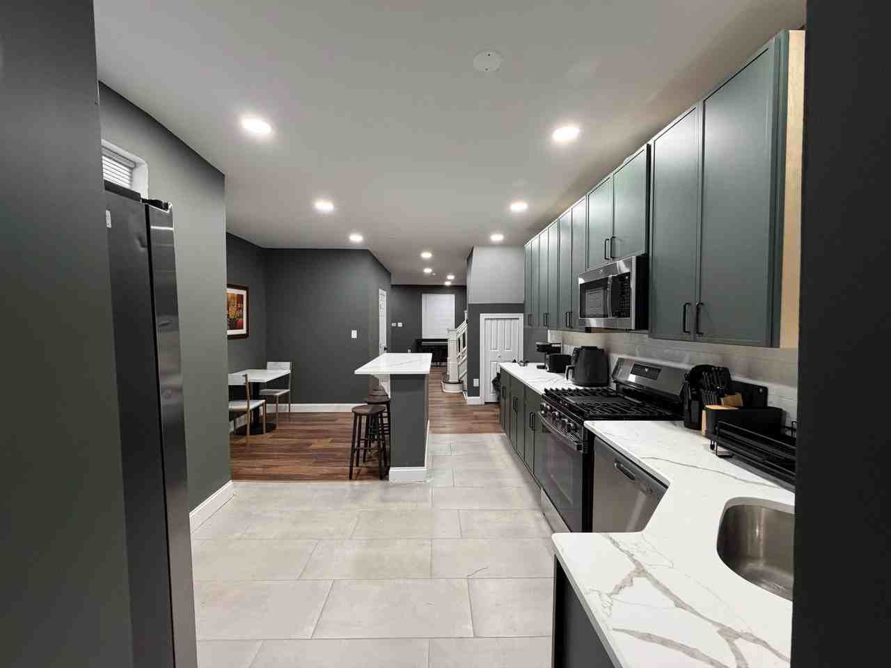N 60th St - Photo 3 of 17