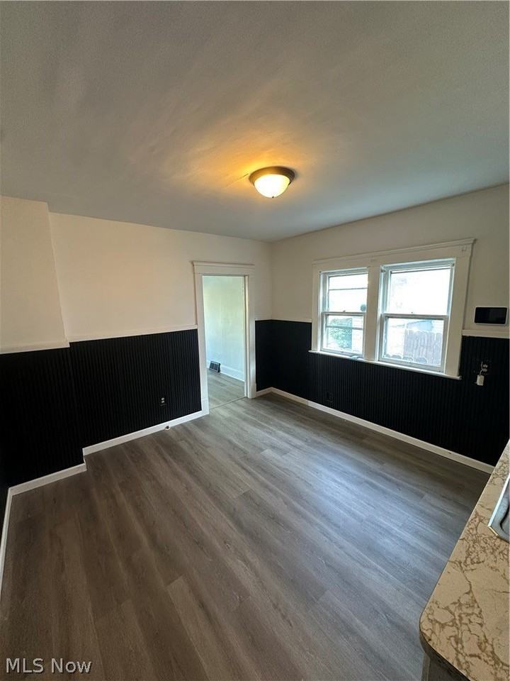 3660 E 76th St #DOWN - Photo 5 of 10