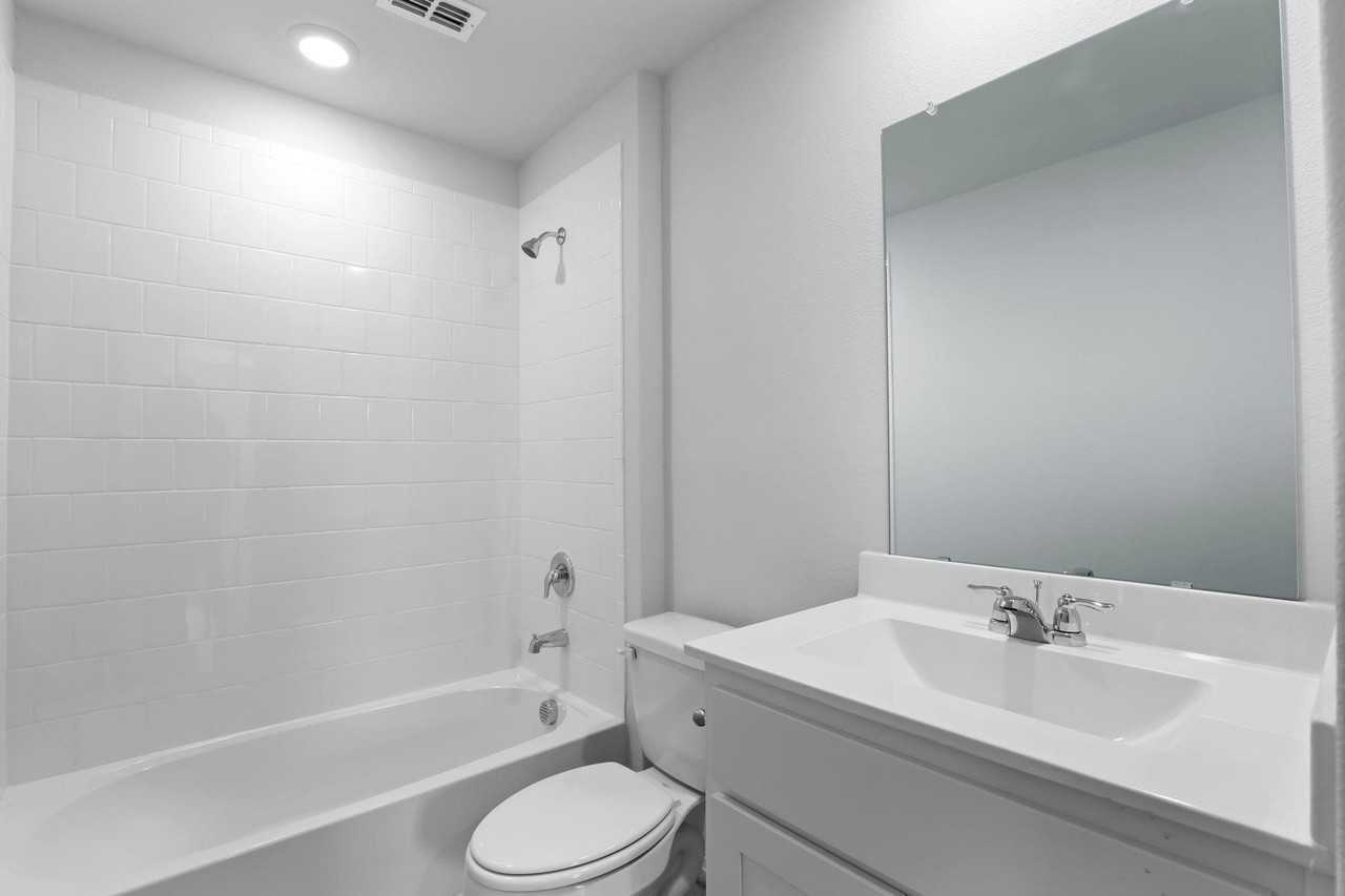 5801 Bull Creek Ln - Photo 6 of 24
