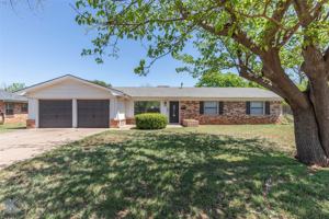 featured image of 1417 Westwood Dr