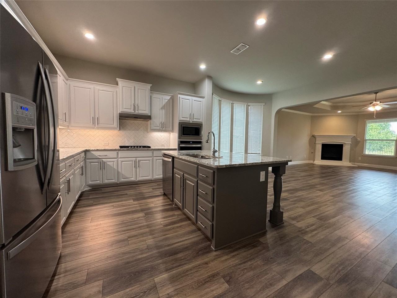 216 Missler Dr - Photo 6 of 22