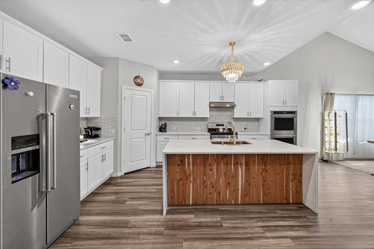 447 Crystal Clear Ln - Photo 6 of 29